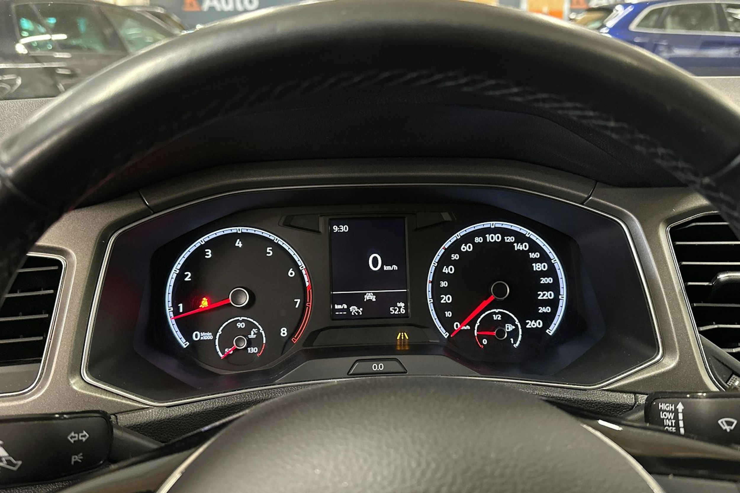 punainen Volkswagen T-Roc 2020 kuva 22.