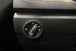 punainen Volkswagen T-Roc 2020 kuva 25.