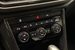 valkoinen Volkswagen T-Roc 2020 kuva 20.