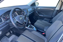 musta Volkswagen T-Roc 2020 kuva 3.