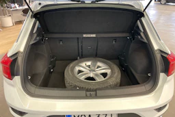 Valkoinen Volkswagen T-ROC 2020 kuva 11.