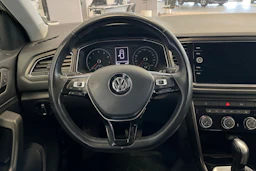 Valkoinen Volkswagen T-ROC 2020 kuva 12.