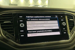 Valkoinen Volkswagen T-ROC 2020 kuva 16.