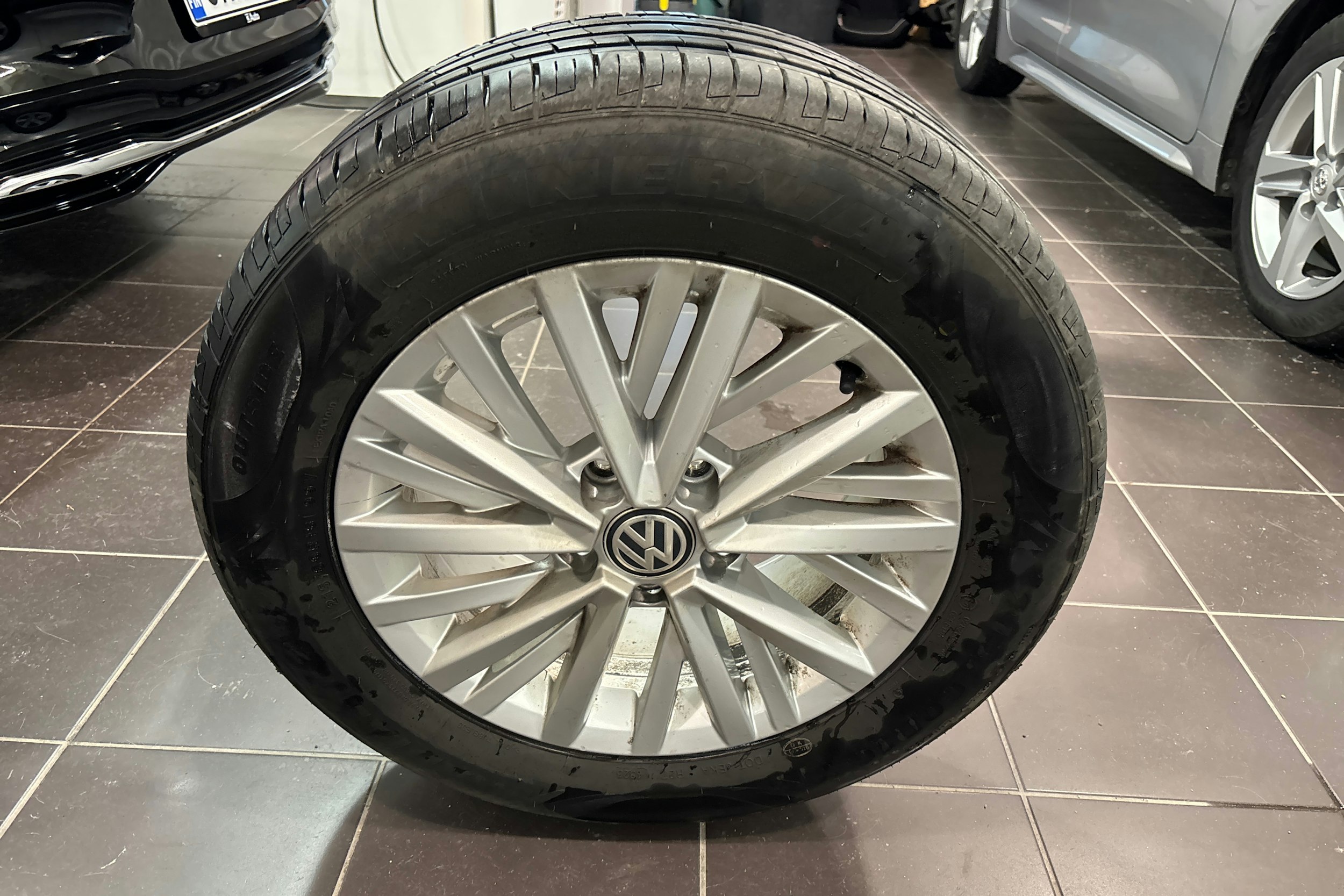 valkoinen Volkswagen T-Roc 2020 kuva 17.