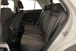 valkoinen Volkswagen T-Roc 2020 kuva 10.