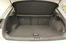 valkoinen Volkswagen T-Roc 2020 kuva 14.