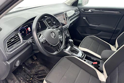 Valkoinen Volkswagen T-Roc 2020 kuva 3.