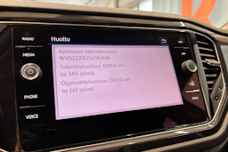keltainen Volkswagen T-Roc 2020 kuva 29.