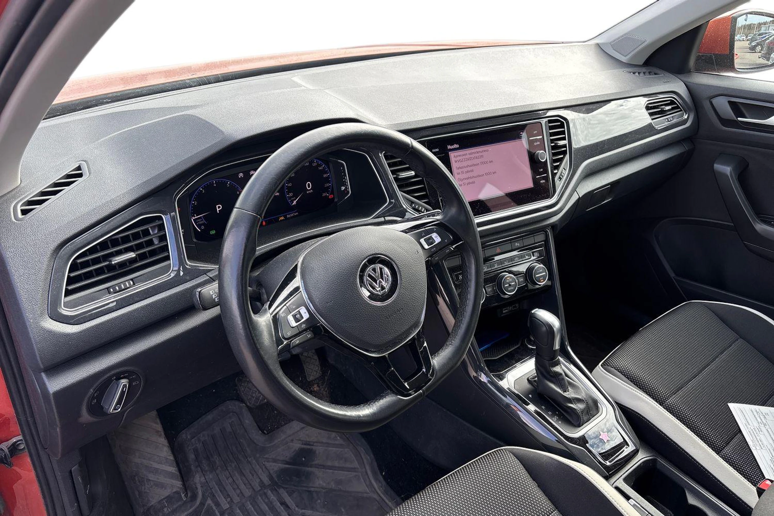 oranssi Volkswagen T-Roc 2020 kuva 3.