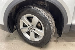 valkoinen Volkswagen T-Roc 2020 kuva 13.