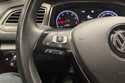 valkoinen Volkswagen T-Roc 2020 kuva 22.