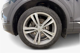 musta Volkswagen T-Roc 2020 kuva 9.