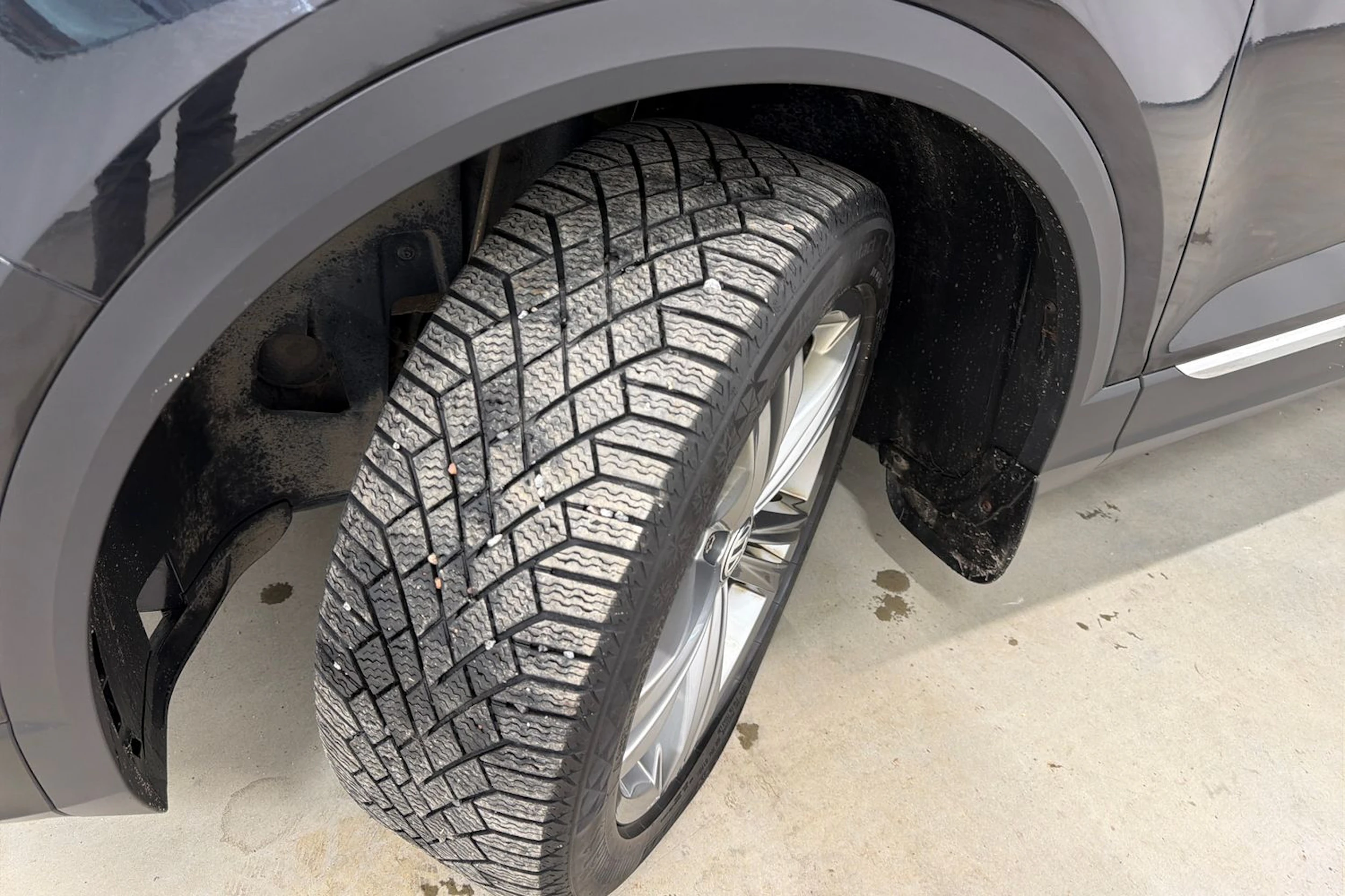 musta Volkswagen T-Roc 2020 kuva 10.