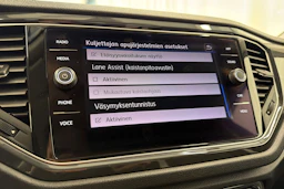 musta Volkswagen T-Roc 2020 kuva 27.