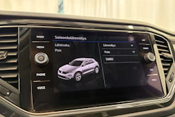 musta Volkswagen T-Roc 2020 kuva 29.