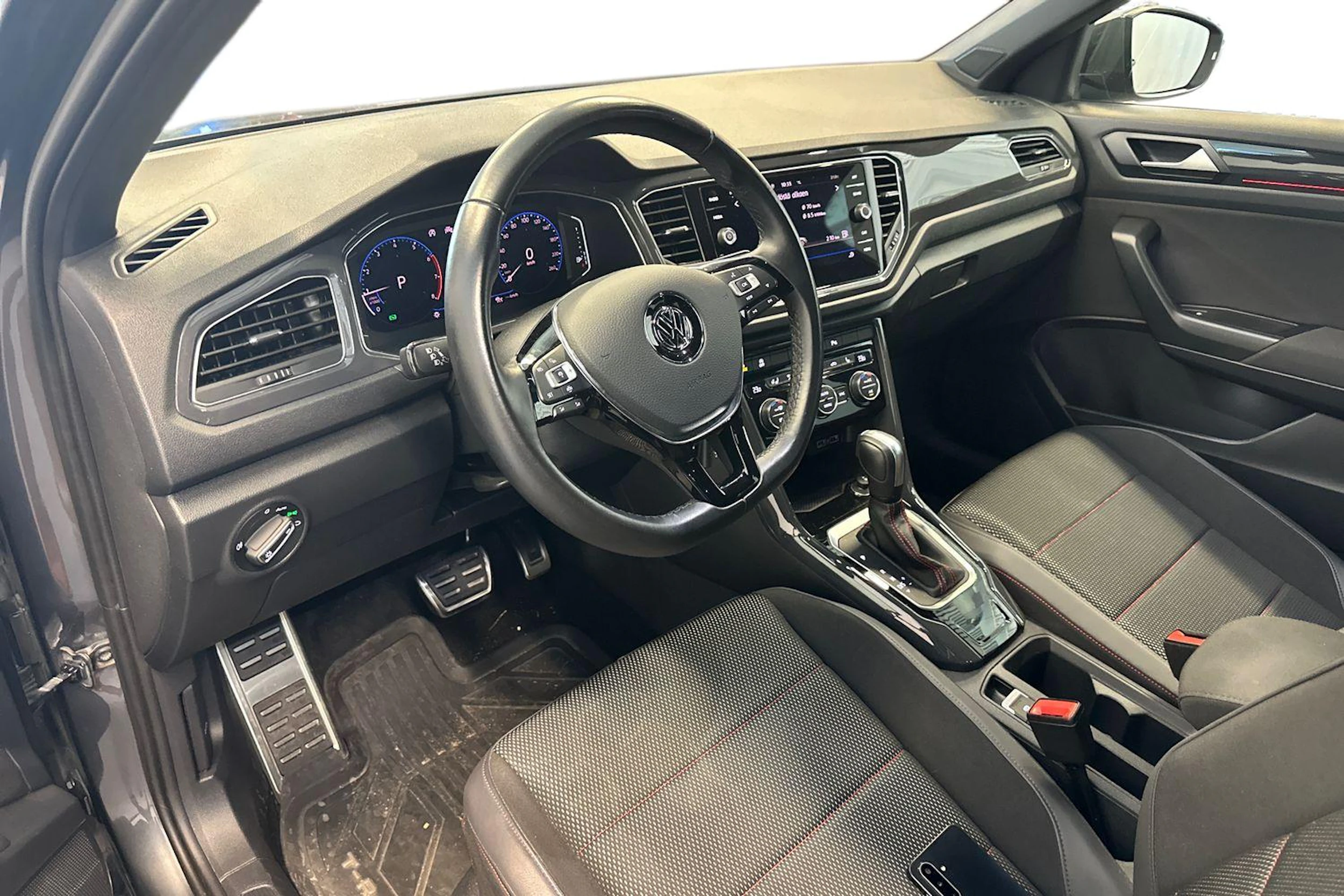 harmaa Volkswagen T-Roc 2020 kuva 3.