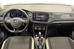 harmaa Volkswagen T-Roc 2020 kuva 7.