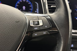 met. musta Volkswagen T-Roc 2020 kuva 17.