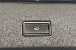 met. musta Volkswagen T-Roc 2020 kuva 26.