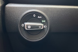 sininen Volkswagen T-Roc 2020 kuva 16.