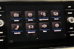 sininen Volkswagen T-Roc 2020 kuva 21.