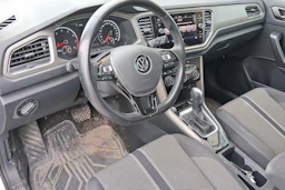 valkoinen Volkswagen T-Roc 2021 kuva 3.