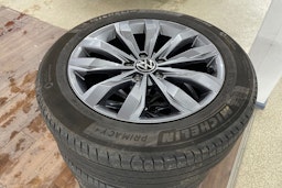 Harmaa Volkswagen T-Roc 2021 kuva 13.