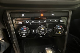 punainen Volkswagen T-Roc 2021 kuva 19.