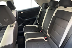 harmaa Volkswagen T-Roc 2021 kuva 11.