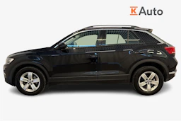 Musta Volkswagen T-Roc 2021 kuva 5.