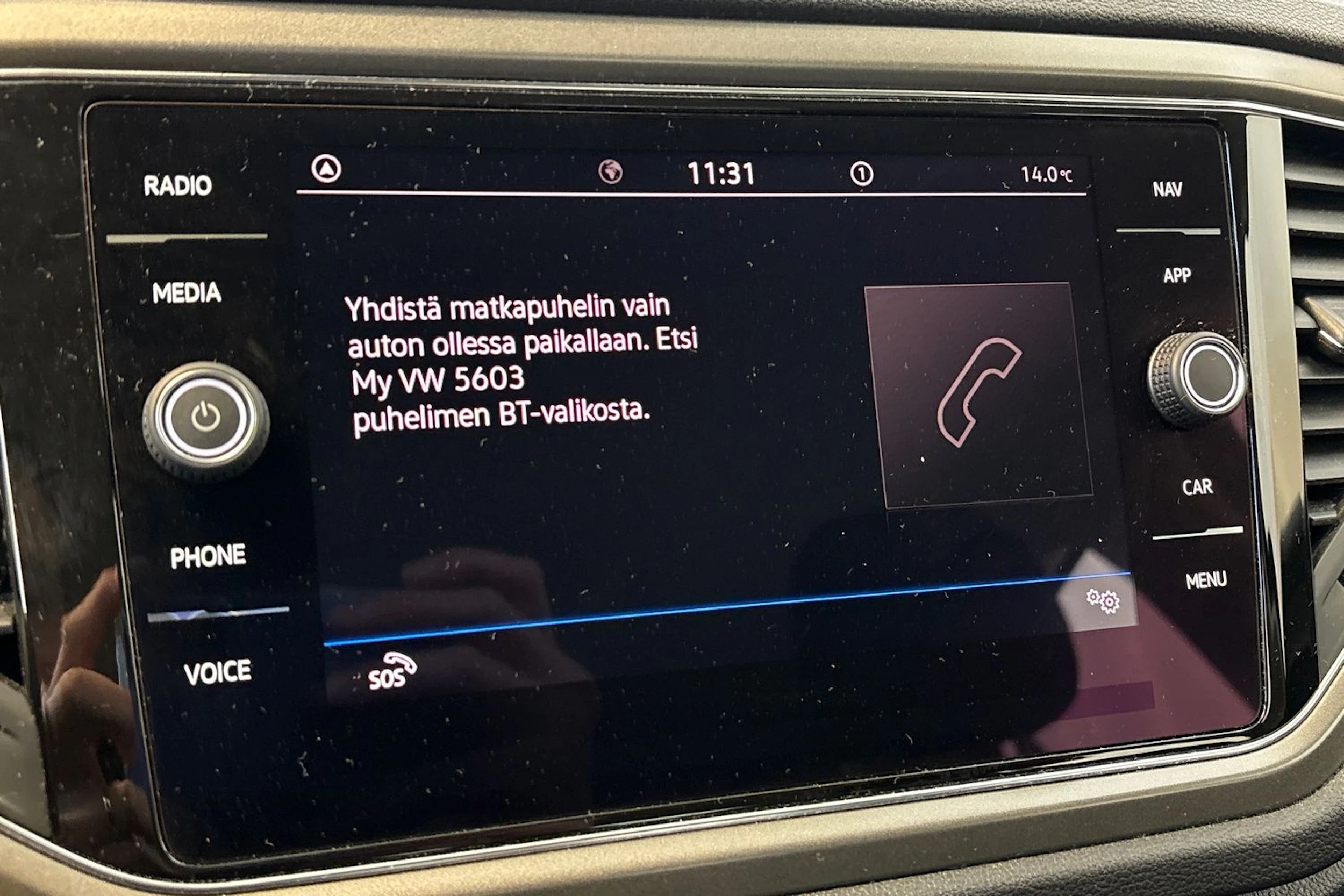 Musta Volkswagen T-Roc 2021 kuva 12.