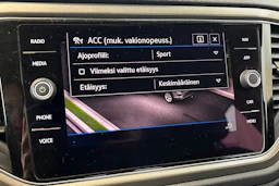Musta Volkswagen T-Roc 2021 kuva 16.