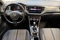 harmaa Volkswagen T-Roc 2021 kuva 9.