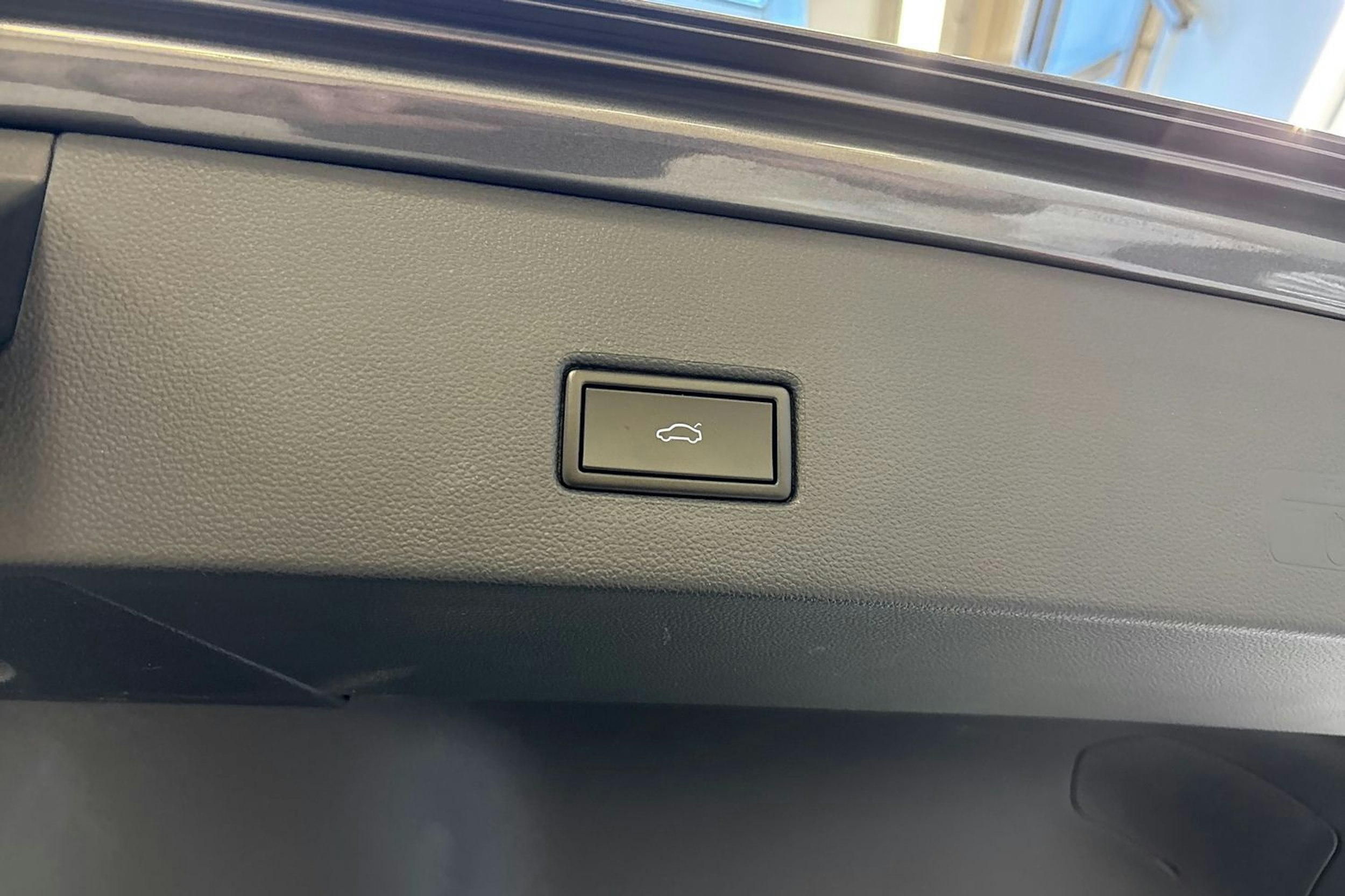 harmaa Volkswagen T-Roc 2021 kuva 16.