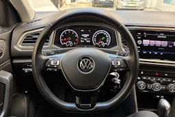 harmaa Volkswagen T-Roc 2021 kuva 19.