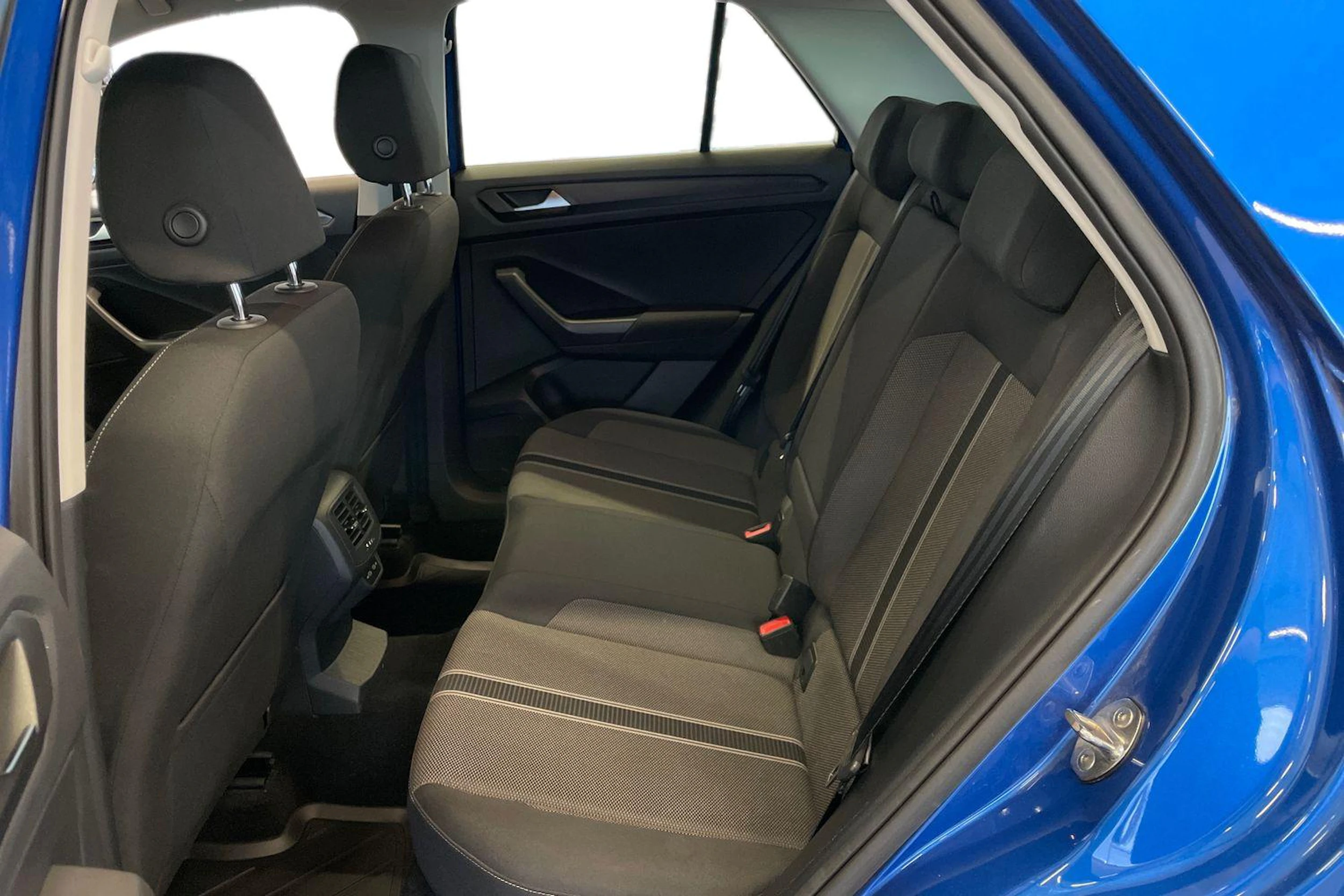 met. sininen Volkswagen T-Roc 2021 kuva 8.