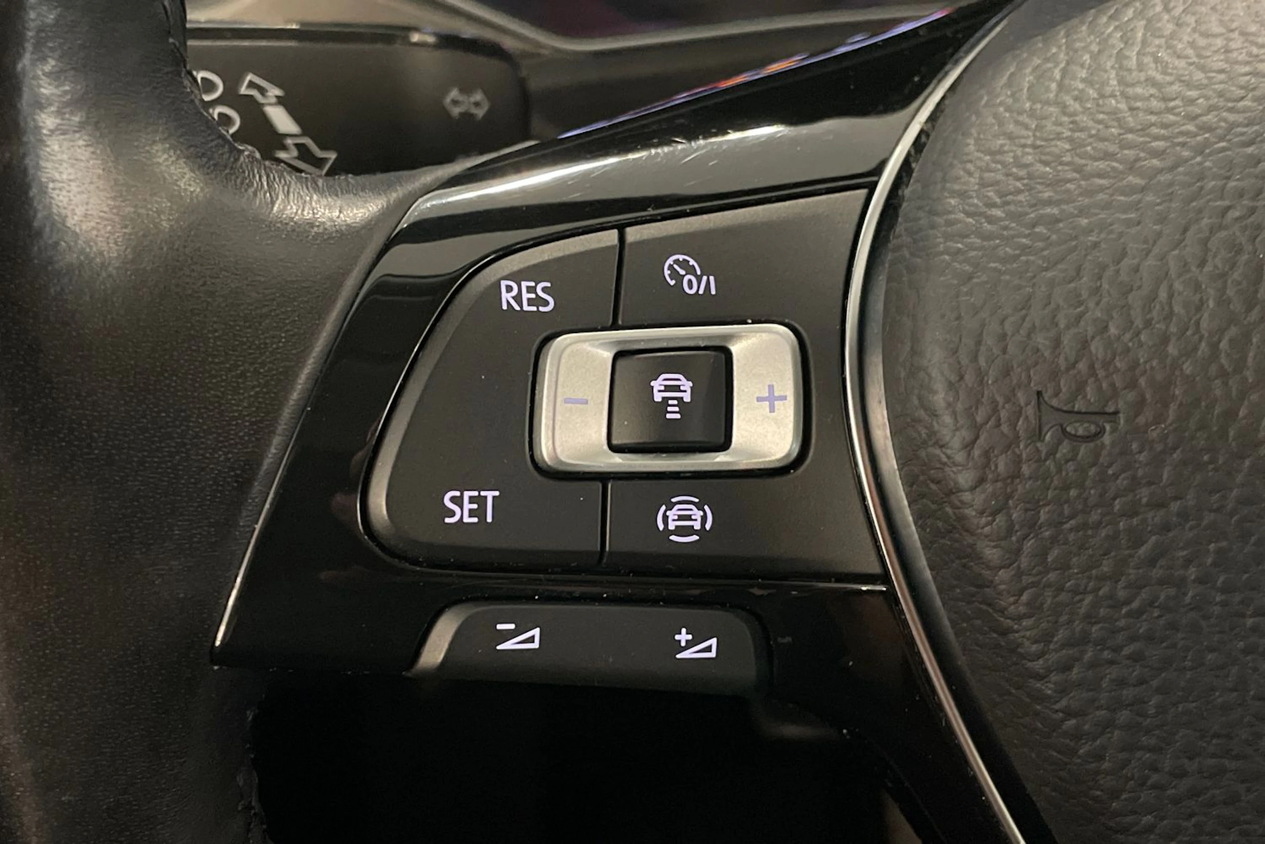 met. sininen Volkswagen T-Roc 2021 kuva 14.