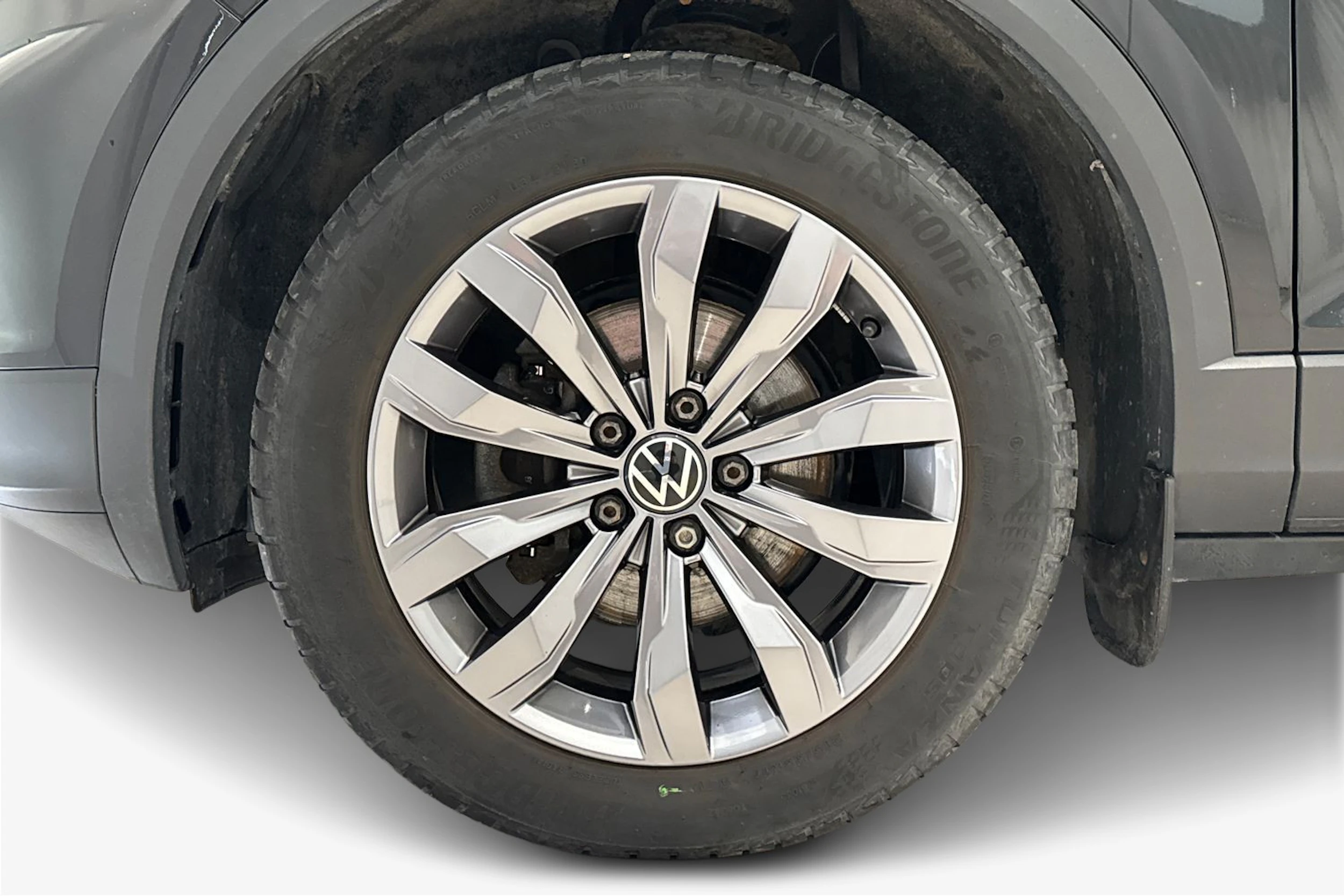 musta Volkswagen T-Roc 2021 kuva 12.