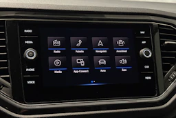 musta Volkswagen T-Roc 2021 kuva 21.
