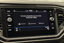 musta Volkswagen T-Roc 2021 kuva 25.