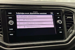 musta Volkswagen T-Roc 2021 kuva 27.