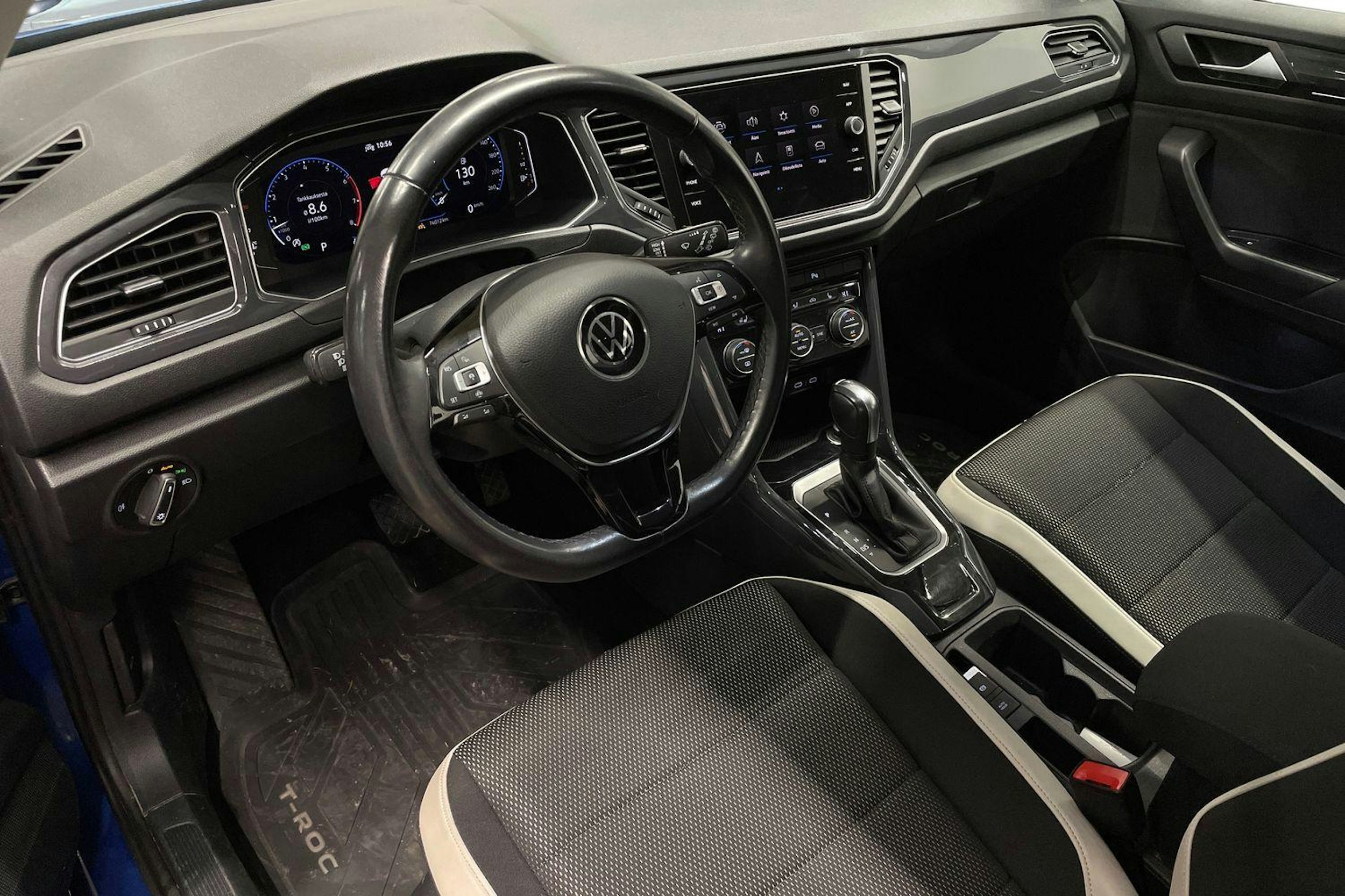 met. sininen Volkswagen T-Roc 2021 kuva 7.