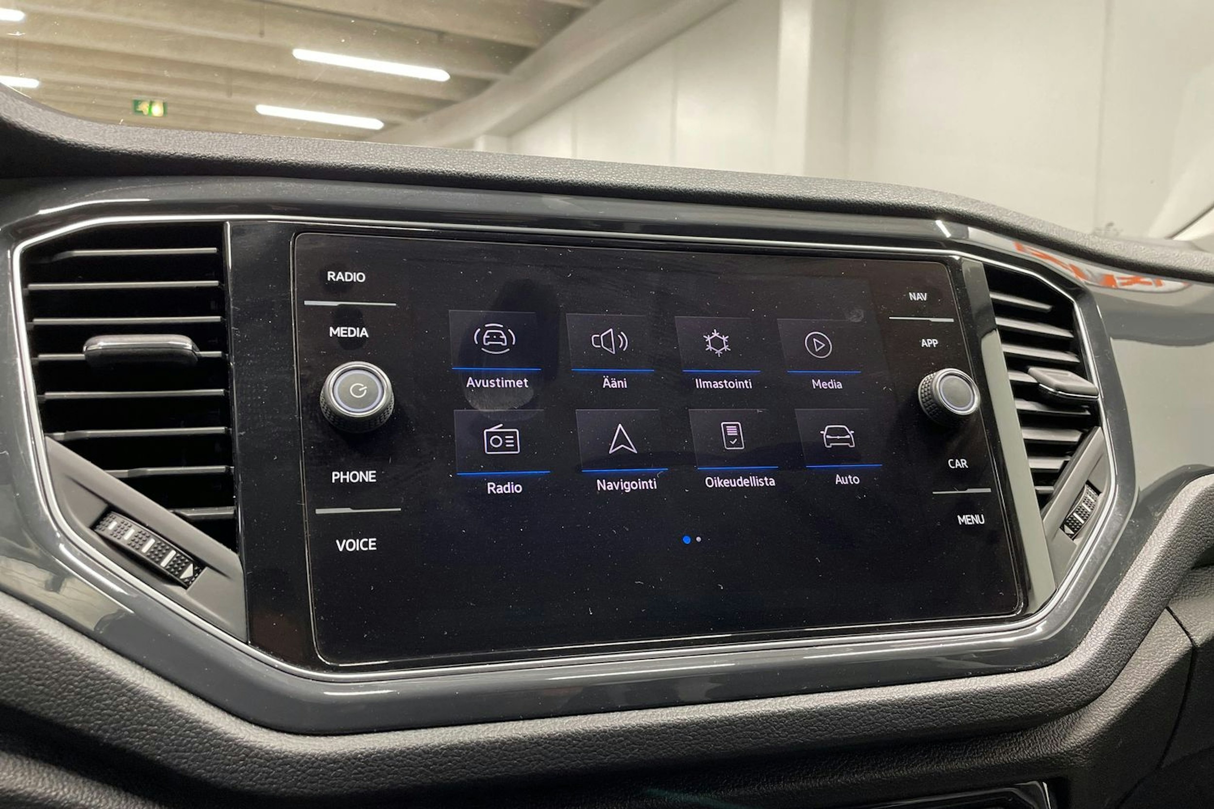 met. sininen Volkswagen T-Roc 2021 kuva 17.