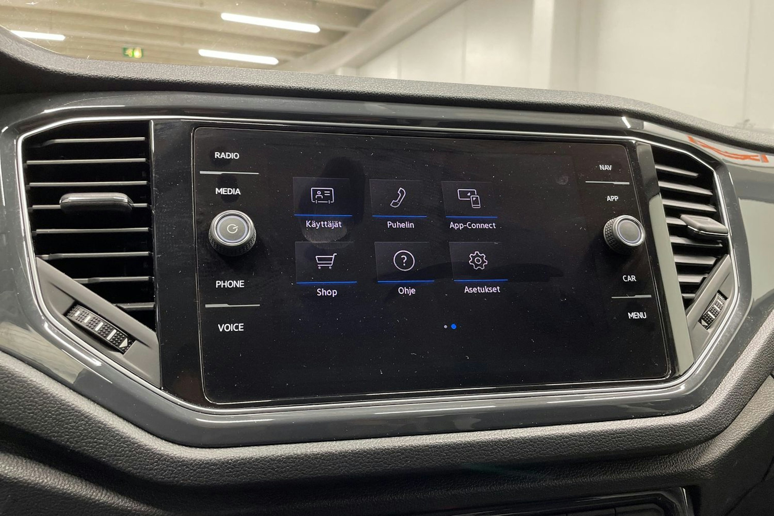 met. sininen Volkswagen T-Roc 2021 kuva 18.