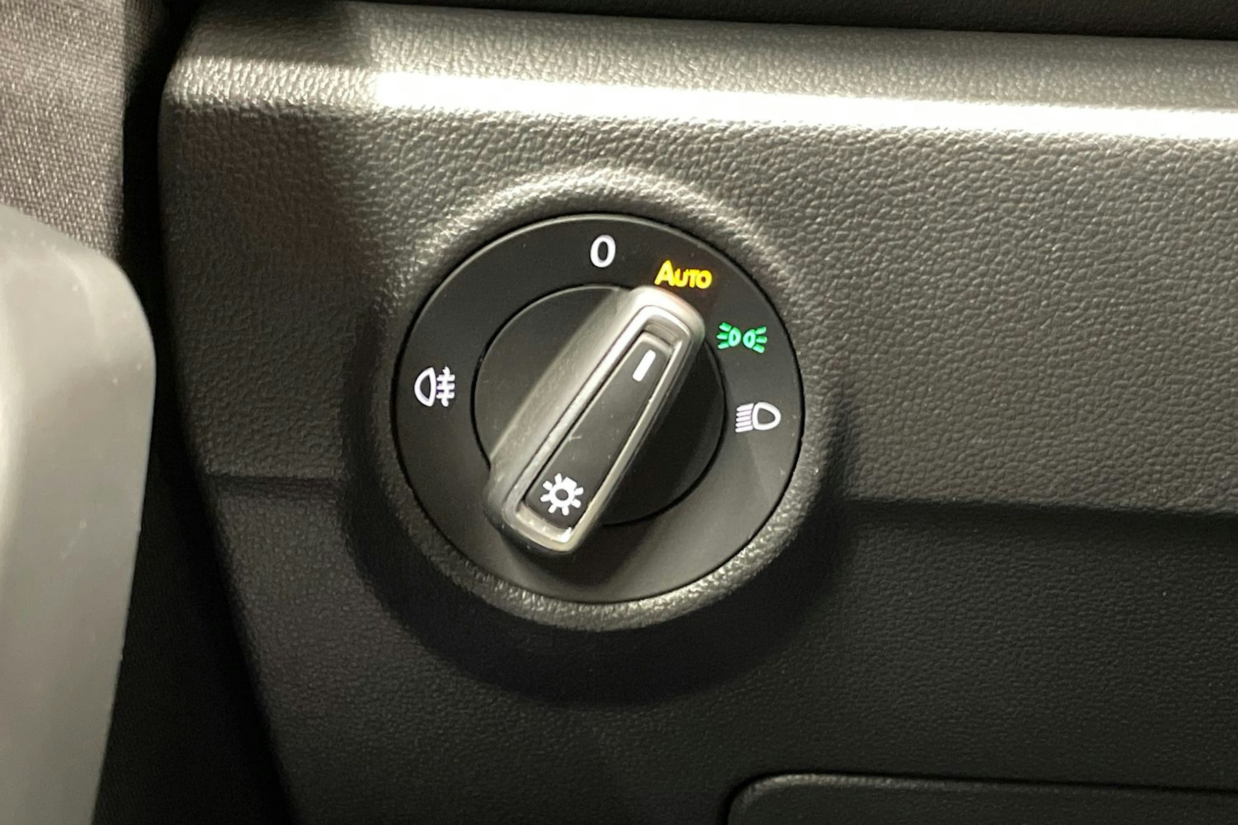 met. sininen Volkswagen T-Roc 2021 kuva 23.