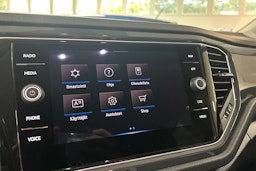 keltainen Volkswagen T-Roc 2021 kuva 26.