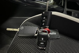 keltainen Volkswagen T-Roc 2021 kuva 30.