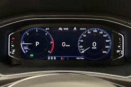 harmaa Volkswagen T-Roc 2021 kuva 19.