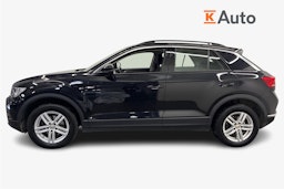 Musta Volkswagen T-Roc 2021 kuva 6.