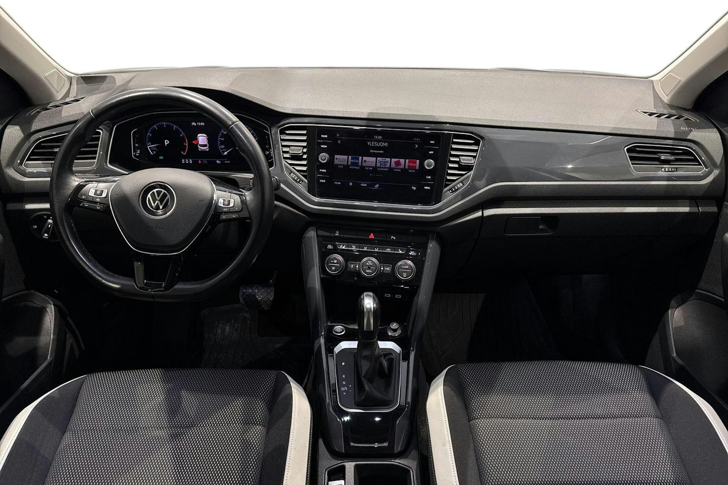 harmaa Volkswagen T-Roc 2021 kuva 9.